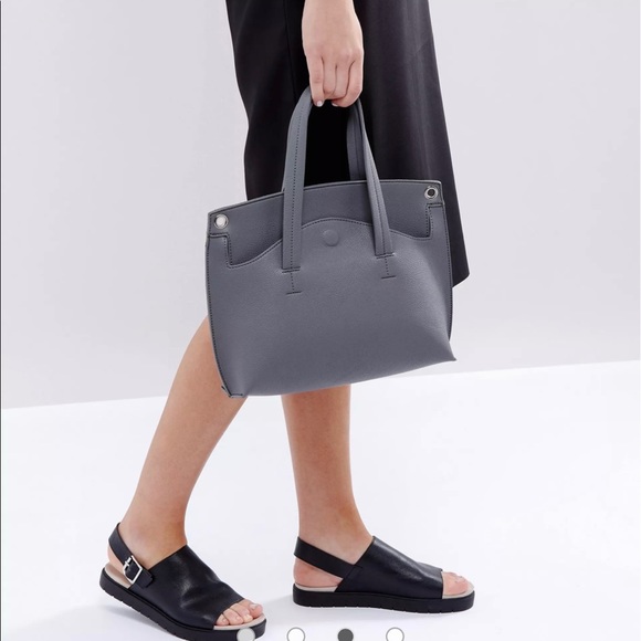 Street Level Tote Crossbody Bag (Cognac) - Picture 9 of 9